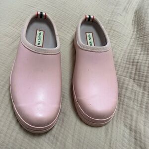Hunter Blush Slip-On Footwear
